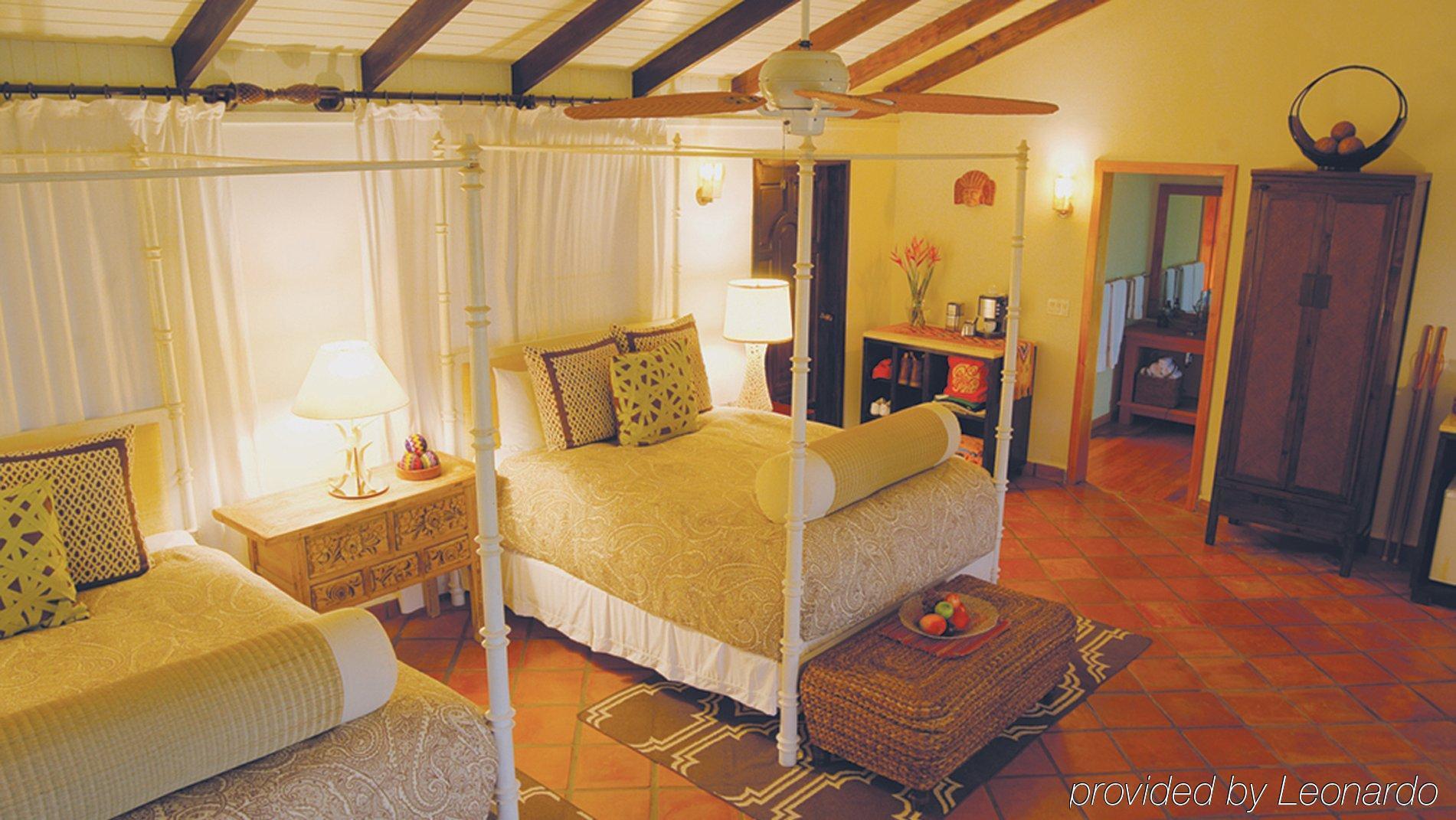 Machaca Hill Rainforest Canopy Lodge Punta Gorda Eksteriør billede