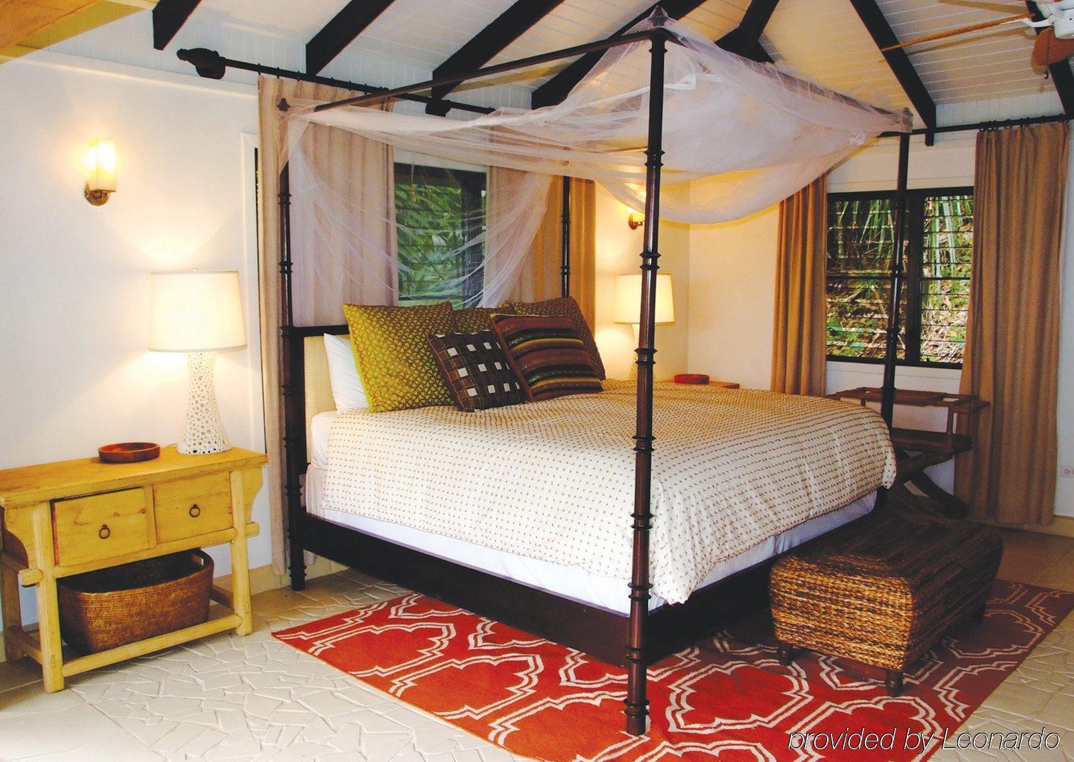 Machaca Hill Rainforest Canopy Lodge Punta Gorda Eksteriør billede